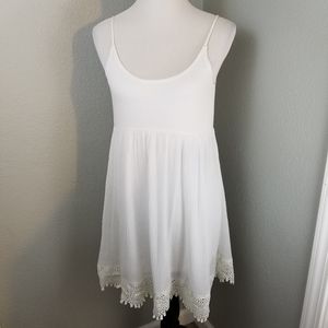 LuLus Summer Dress White Lined Lace Hem Small
